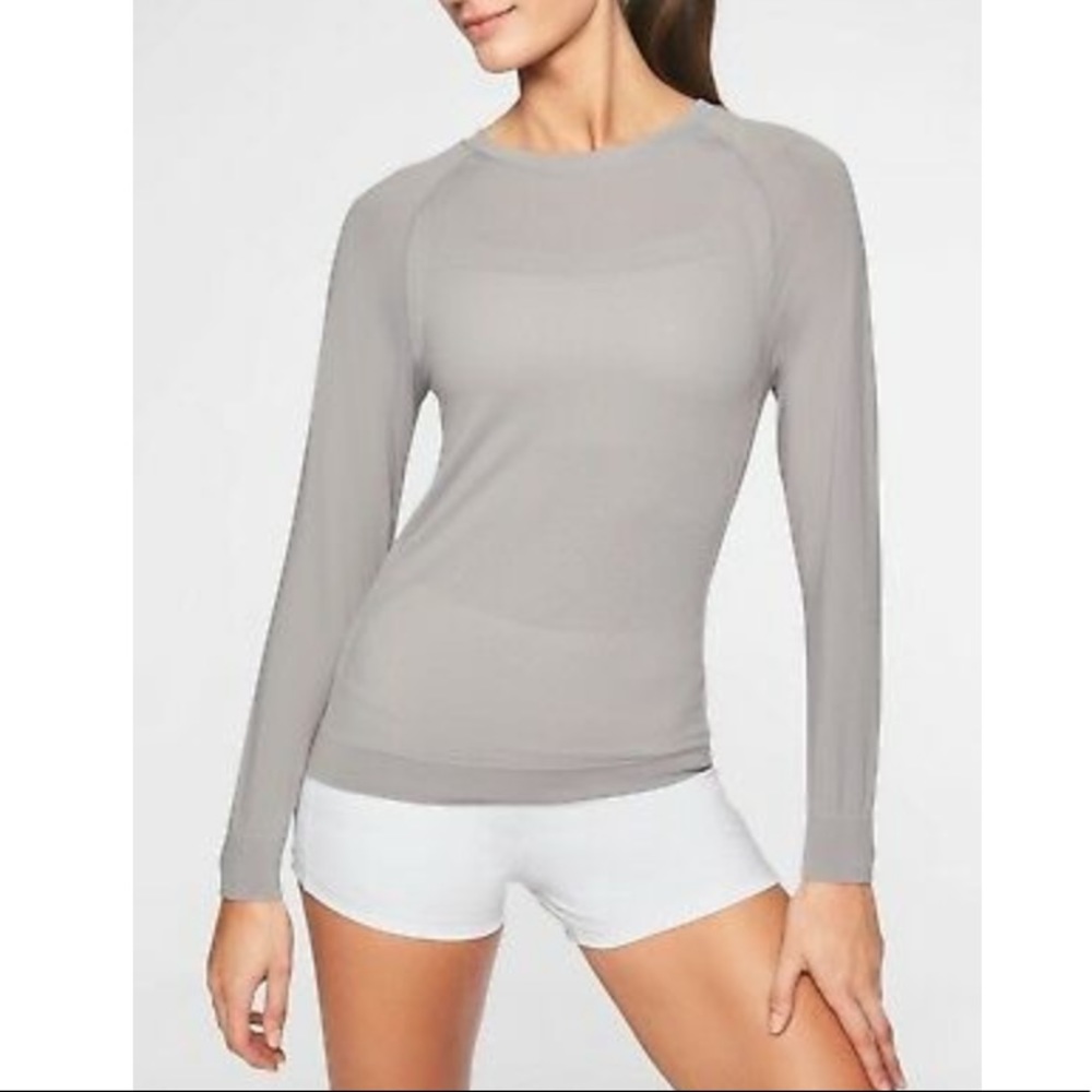 Athleta Trophy Cut Out Back Gray Seamless Long Sleeve Top Size Small